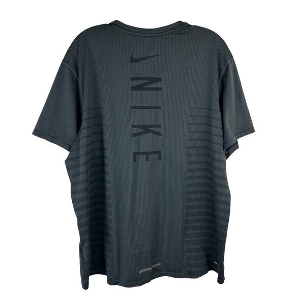 Nike Zonal Cooling Running Shirt Size XL Gray Short Sleeve Crew Neck Activewear - Picture 2 of 6